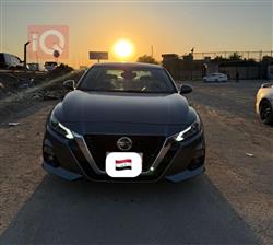 نيسان ألتيما